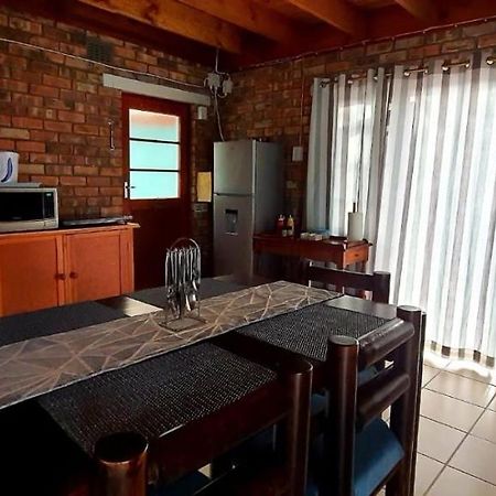 Cozy Cottage +/- 500M From The Beach Kapstadt Exterior foto